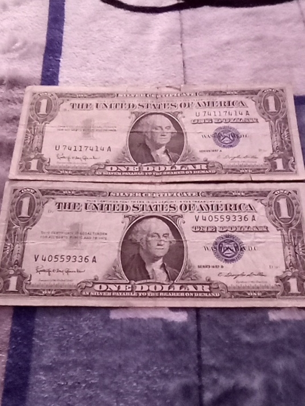 Vintage One Dollar Decorative Bills - Set of 2 - White/Green